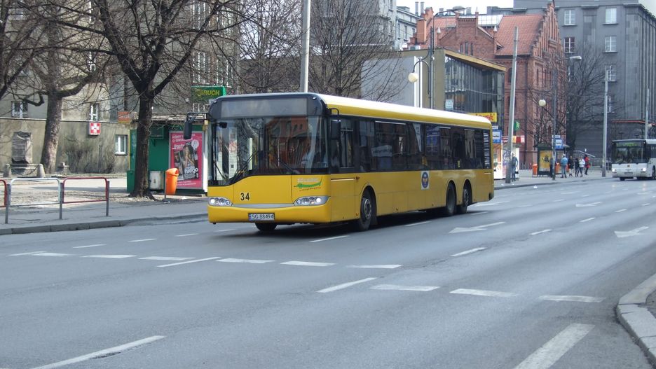 Dziewczynka przejechała boso z Katowic do Tychów