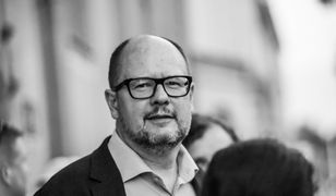 Szczecińscy radni uhonorowali Pawła Adamowicza. Został patronem placu