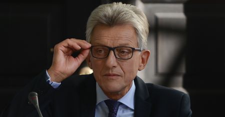 Nietypowa kolejność działań Sejmu? Najpierw zajmie się projektami ustaw Dudy, potem wetami