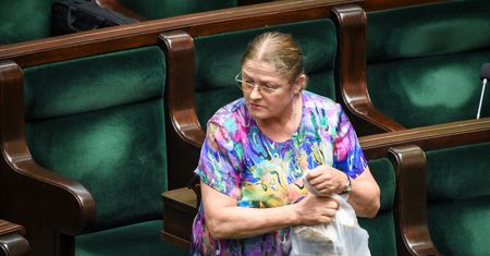 Joanna Horodyńska krytykuje styl Krystyny Pawłowicz. Stylistka nie przebiera w słowach