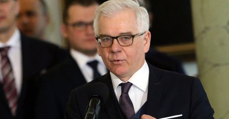 Nowy szef MSZ chciał spotkania z Timmermansem. Dojdzie do niego w dziwnych okolicznościach