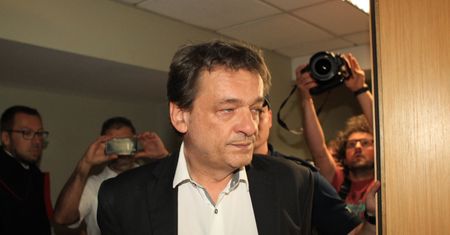 Piotr Tymochowicz w zaskakującej roli. "Uczy Polaków, co wolno w seksie"