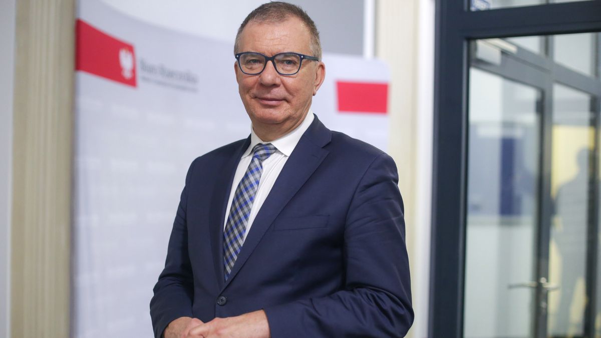 Abramowicz chce ograniczyć biurokrację przy "wakacjach składkowych"