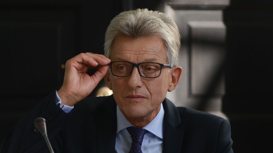 Stanisław Piotrowicz z PiS powiedział, że nie wyznaczono terminu zajęcia się przez Sejm prezydenckimi projektami o SN i KRS
