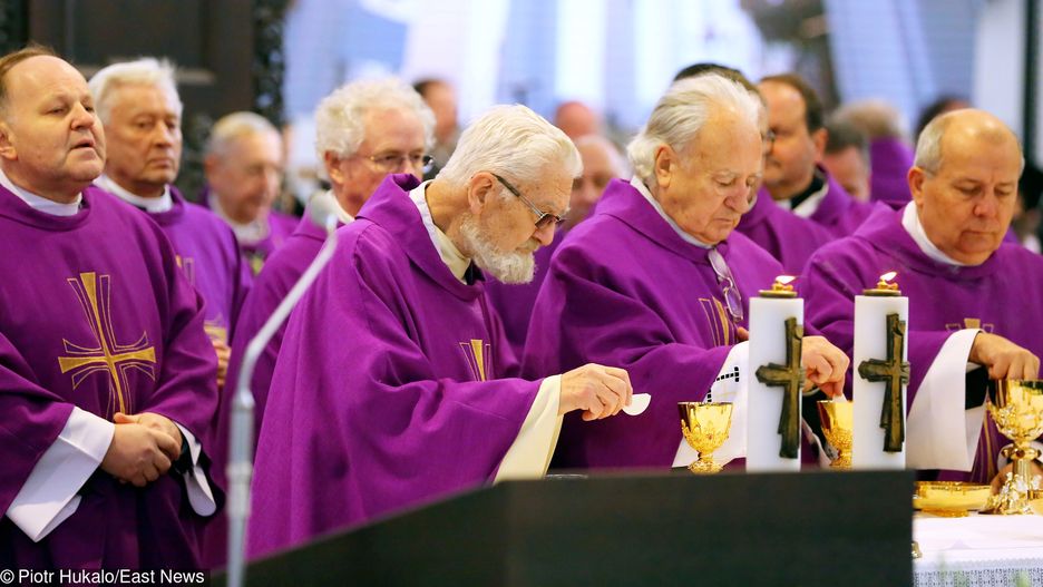Polacy pożegnali w sobotę prezydenta Gdańska Pawła Adamowicza