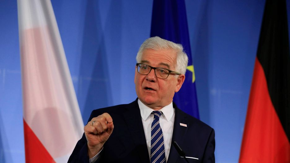 Jacek Czaputowicz uważa, że Macron nie powinien pouczać Polski