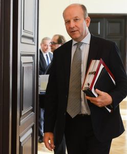 Minister zdrowia Konstanty Radziwiłł o pielęgniarkach: dostają podwyżkę co roku