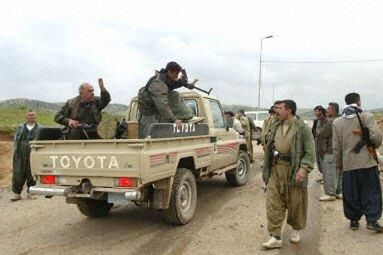 Oddziały kurdyjskie włączają się do wojny