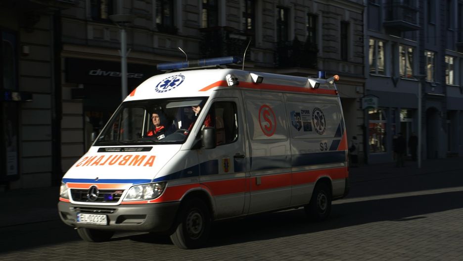 Łódź. Pracownik urzędu wypadł z siódmego piętra