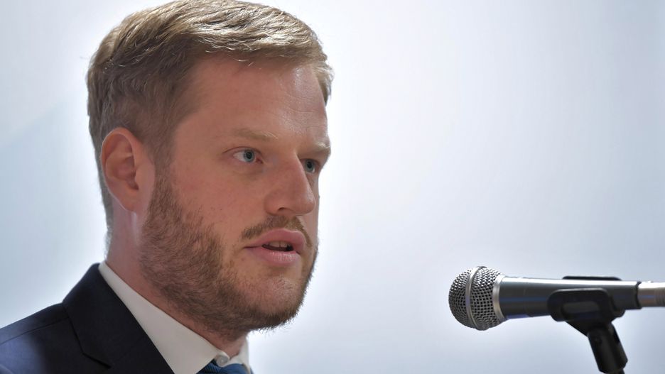 Koronawirus w Polsce. Rząd będzie wyjaśniać nowe zarządzenie dotyczące noszenia maseczek 