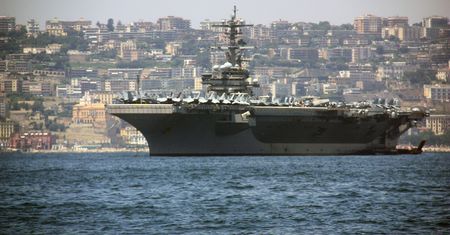 3 samobójstwa marynarzy lotniskowca USS George HW Bush