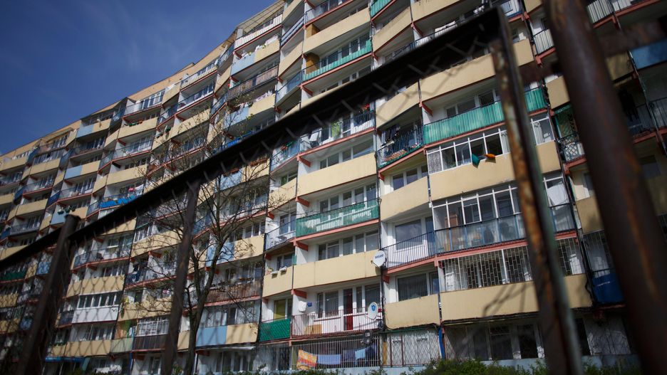 Mężczyzna wypadł z gdańskiego falowca