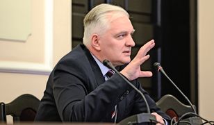 Gowin o "kolizji" uprawnień prezydenta i szefa MON. "Konstytucja powinna być poprawiona"