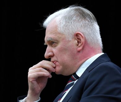 Ujawniono zarobki NBP. Jarosław Gowin sugeruje, że Adam Glapiński powinien odejść