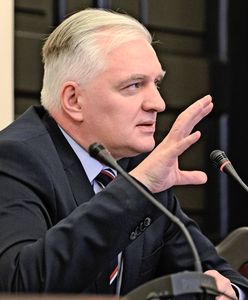 Gowin o "kolizji" uprawnień prezydenta i szefa MON. "Konstytucja powinna być poprawiona"