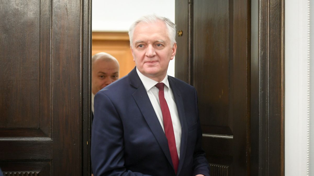 Jarosław Gowin żegna się z rządem. Jego ostatnią decyzją było przekazanie środków na produkcję testów na obceność koronawirusa.