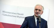 Dłuższe studia niestacjonarne i mniej studentów. Gowin reformuje uczelnie