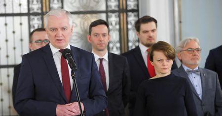 Roszady w rządzie. Jarosław Gowin: podaję się do dymisji