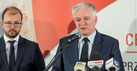 BMW wicepremiera zaparkowało na miejscu dla niepełnosprawnych. I to tłumaczenie...