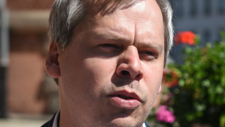 Karol Rabenda jest wiceprezesem państwowej spółki i wiceszefem partii Jarosława Gowina