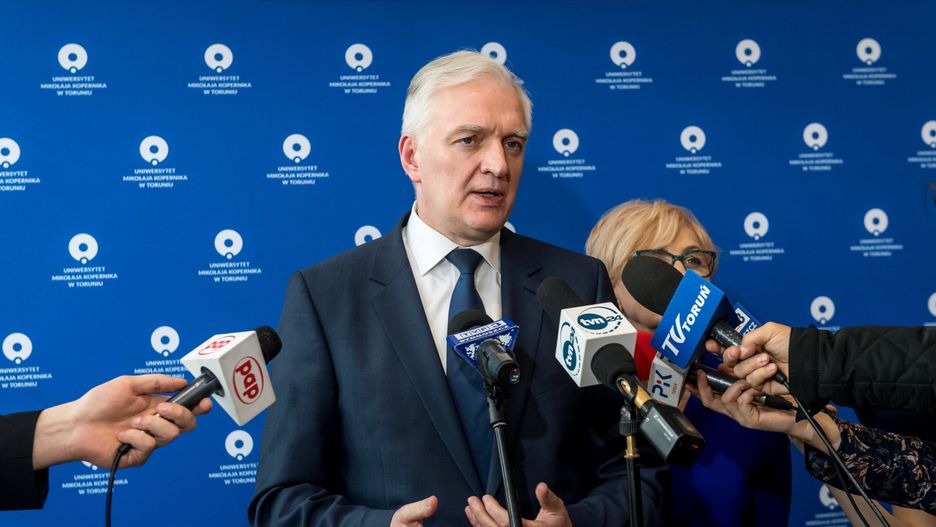 Jarosław Gowin chce porozmawiać o ustawie z prezesem PiS