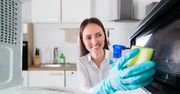 Jak wyczyścić mikrofalówkę?