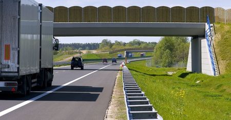 Zatrzymano ciężarówkę z polską rejestracją. Nie miała hamulców