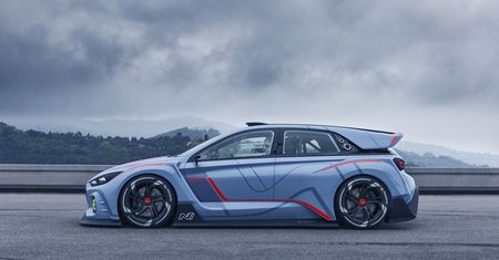 Drzwi jak w Lamborghini i 380 KM - Hyundai RN30