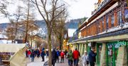 Pluszowe kajdanki i pokój z widokiem na Morskie Oko. Turyści potrafią zaskoczyć