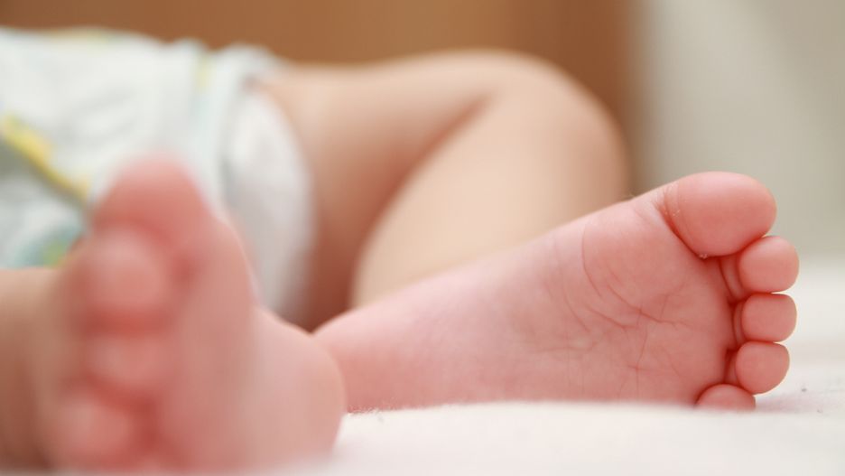 W chwili zdarzenia w mieszkaniu znajdowała się 21-letnia matka dziecka