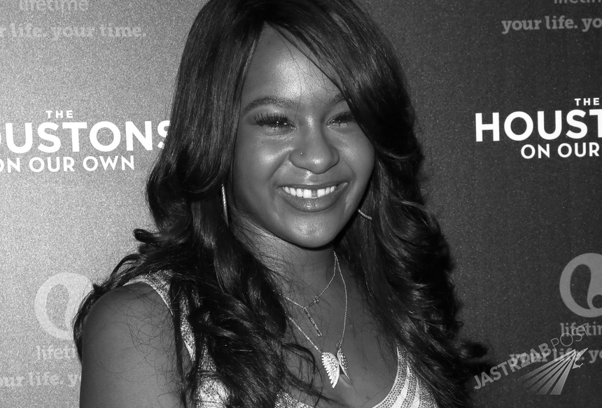 Szok! Nieprzytomna Bobbi Kristina Brown na bezlitosnej okładce tabloidu