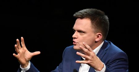 Szymon Hołownia porozmawiał z internautami. "Korci go" ws. orędzia w TVP