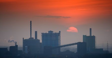 Komornik zablokował konta Elektrociepłowni Andrychów. Mieli 90 mln zł długów