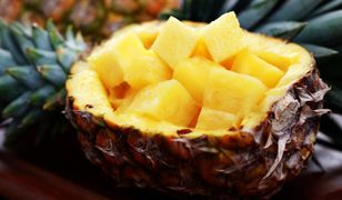 Ananas nie jest dość słodki? Posól go!