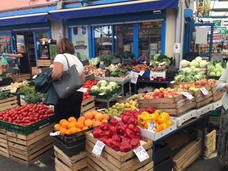 Inflacja poszła w dół. Żywność w końcu trochę staniała