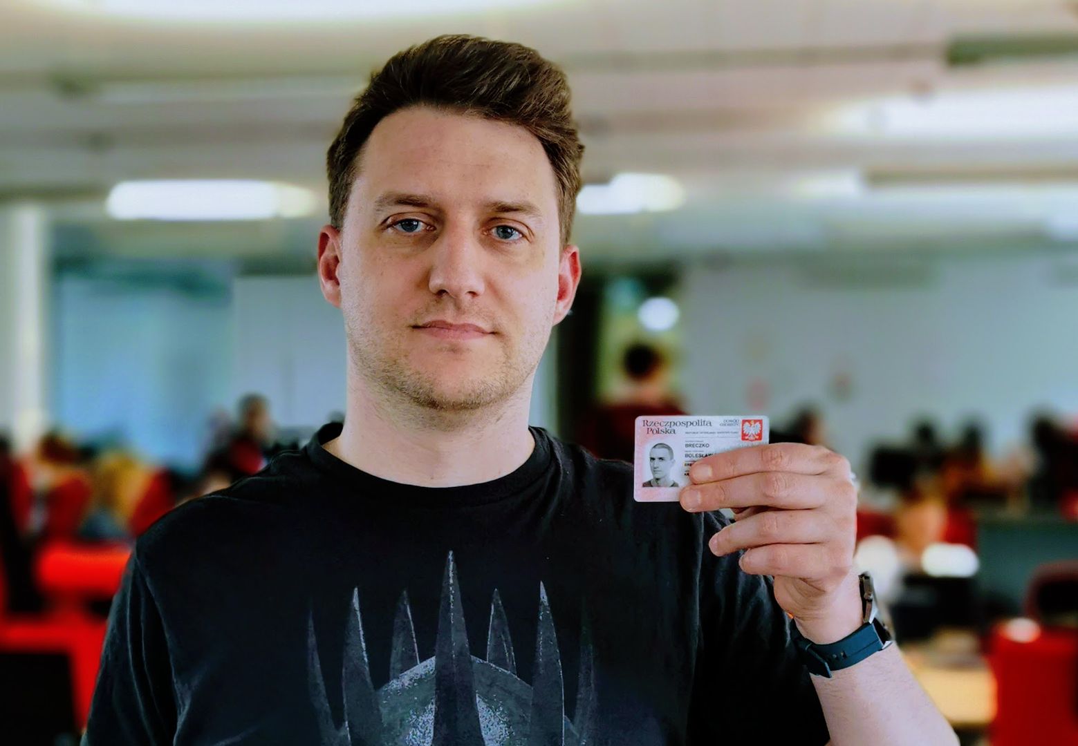 "Bez dowodu nie wpuszczamy". Czy tak wygląda przyszłość internetu?