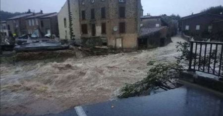 Nawałnice i powodzie we Francji. 13 osób nie żyje, 2 zaginione