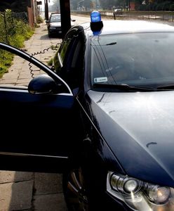 Oszust udający policjanta zatrzymywał kierowców w Grodzisku Mazowieckim. Został zatrzymany po pościgu