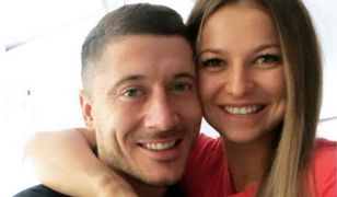 Ania Lewandowska reklamuje obcisłą sukienkę. Fani zachwycili się kształtami trenerki