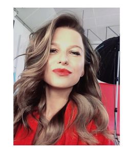 Anna Lewandowska jesiennie. W takim stroju kibicowała mężowi. Ładnie?