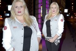 Elżbieta Romanowska w bardzo obcisłych spodniach. Co za nogi!