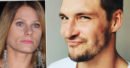 Do mediów trafiło zdjęcie Mikołaja Roznerskiego. Jest na nim w łóżku ze znaną pięknością. I nie jest to Ania Głogowska!