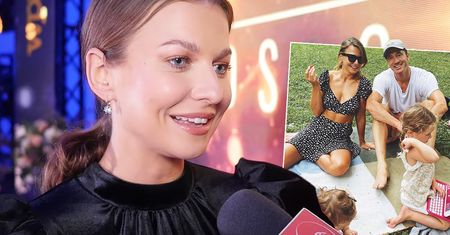Anna Lewandowska o rozłące z córkami: "Są chwile, gdy trzeba pomyśleć o własnych sprawach". Kto wtedy opiekuje się Larą i Klarą?