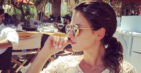 Ania Lewandowska w sukience polskiej marki. Nie pierwszy raz wybór padł na nią