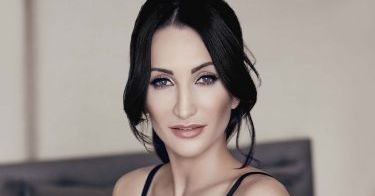 Justyna Steczkowska kusi w samej bieliźnie