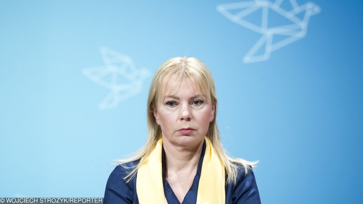 CBA zaczęła poniedziałek od zatrzymań. Agenci przeszukali domy i miejsca pracy byłego asystenta oraz brata komisarz Komisji Europejskiej