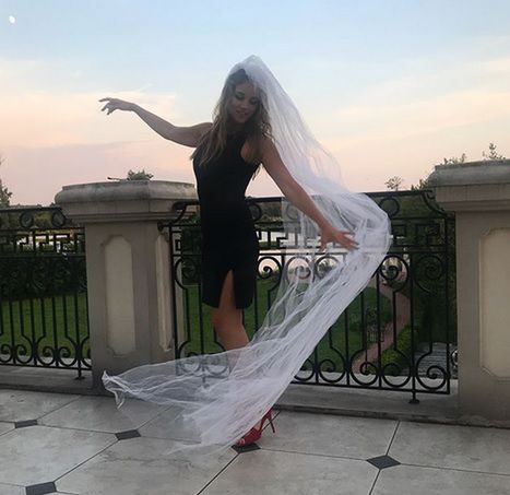 Agnieszka Kaczorowska pokazała zdjęcia z wieczoru panieńskiego. Bawiła się szampańsko