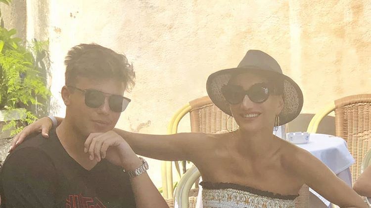 Leon jest najstarszym dzieckiem gwiazdy