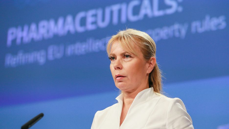 W ocenie Elżbiety Bieńkowskiej, pozycja Polski w UE została "zrujnowana"