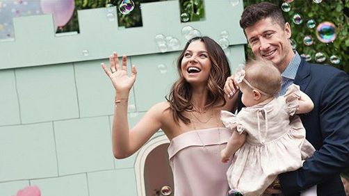 Anna Lewandowska z rodziną